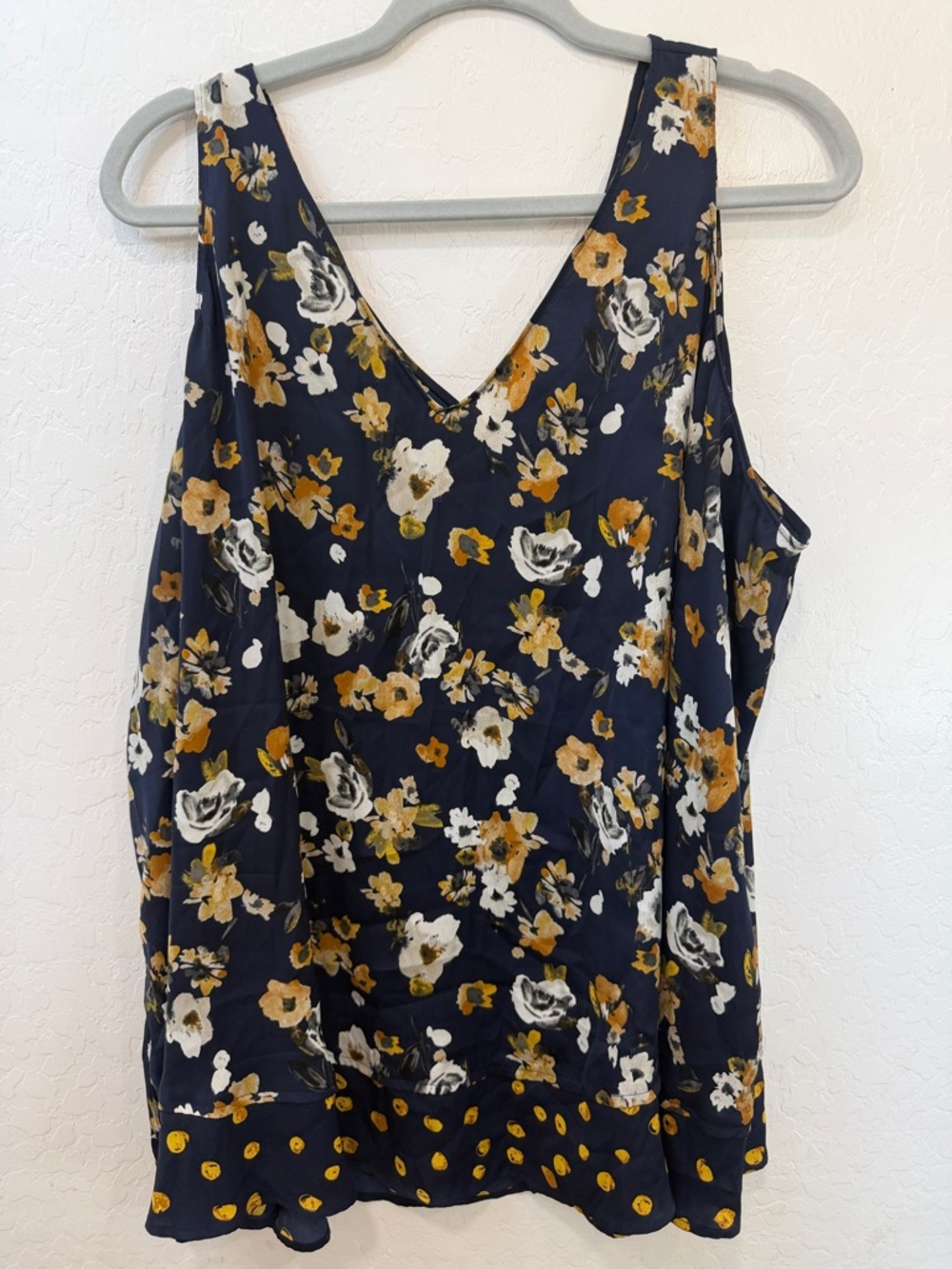 Lane Bryant Navy Floral V-Neck Camisole multi navy gold womens plus‎ size 22